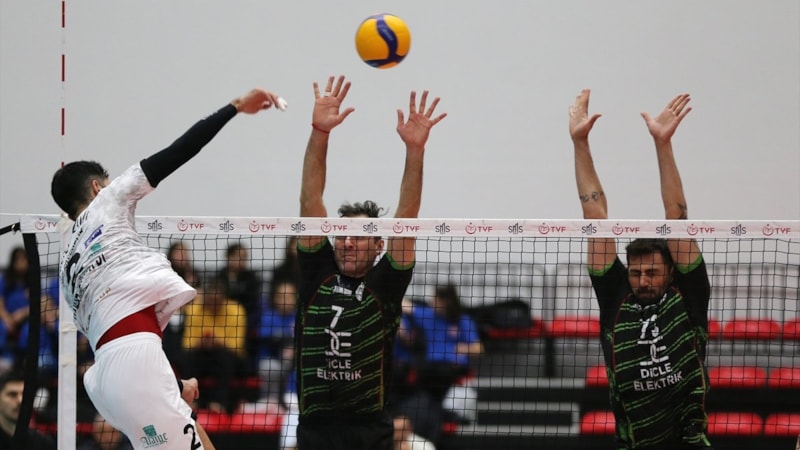 Alanya Belediyespor, Cizre Belediyespor'a set vermedi