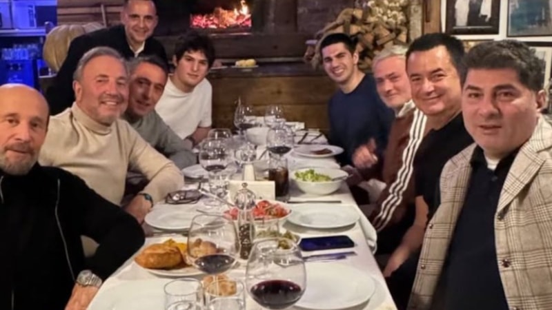 Fenerbahçe'de derbi öncesi dev zirve!