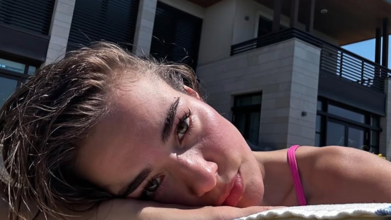 Bensu Soral, Fenerbahçe'ye üye oldu