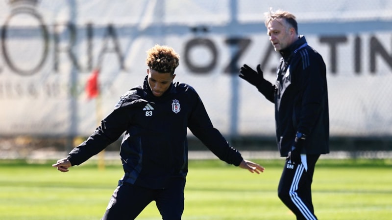 Beşiktaş, Antalyaspor maçının hazırlıklarına Antalya'da devam etti