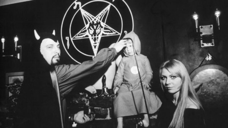 Ümit Yenişehirli yazdı: Ünlü ateistlerin son anları