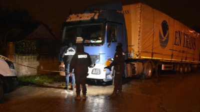 Sakarya'da tamir etmek istediği tırın altında kalan sürücü, 4 gün sonra yaşamını yitirdi