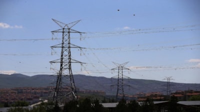 Şili'de ülkenin yüzde 99'unu etkileyen elektrik kesintisi nedeniyle OHAL ilan edildi