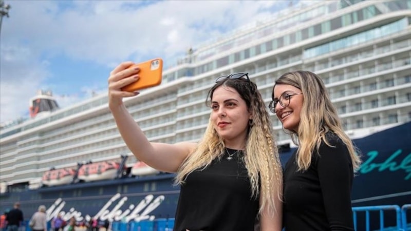 Antalya'ya İngiliz ve Polonyalı turistlerden yoğun rezervasyon