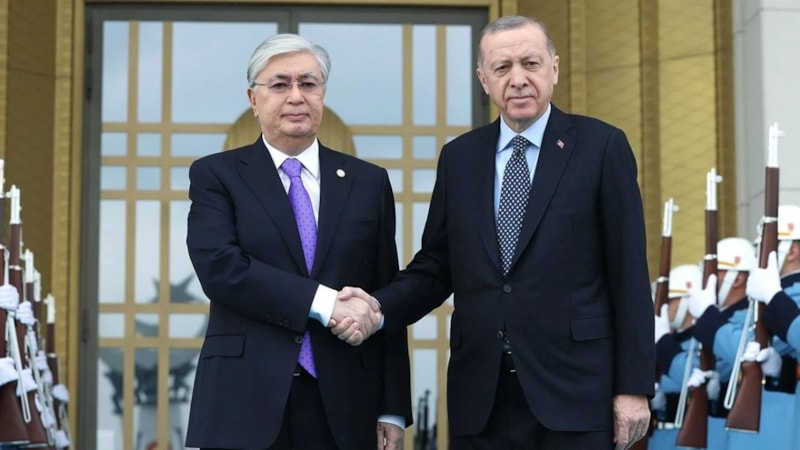 Cumhurbaşkanı Erdoğan, Kazakistan Cumhurbaşkanı Tokayev ile telefonda görüştü