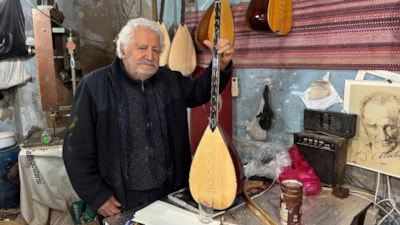 Adana'da Ferdi Tayfur'un şarkılarını bestelediği dükkan