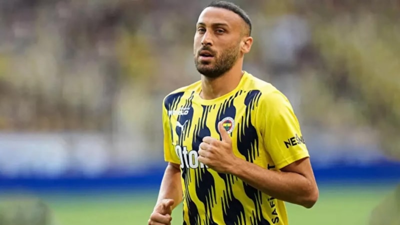 Taraftar sevinecek! Cenk Tosun geri dönüş sinyallerini verdi: Fenerbahçe’ye veda edecek