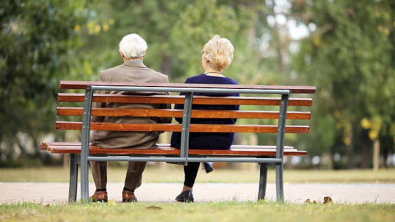 Bilim insanları araştırdı: İnsanlar iki yaş aralığında daha hızlı yaşlanıyor
