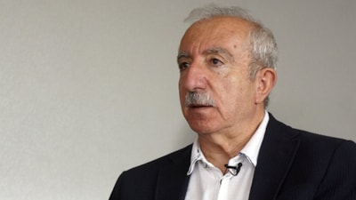 Orhan Miroğlu, Öcalan'ın çağrısının Kürtçesi yayınlanmayınca yayını terk etti