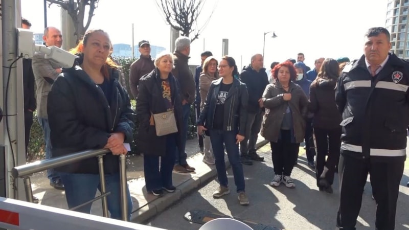 İstanbul'da fahiş site aidat zammına protesto