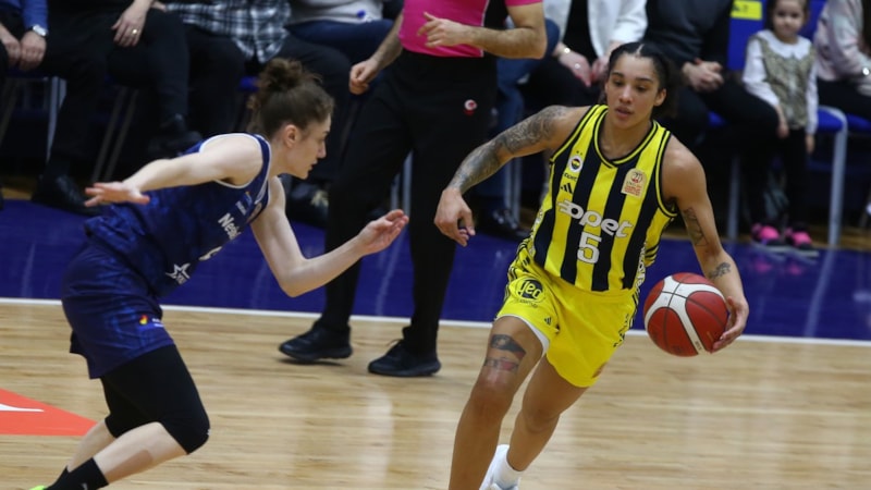 Fenerbahçe'den Nesibe Aydın'a 31 sayılık fark!