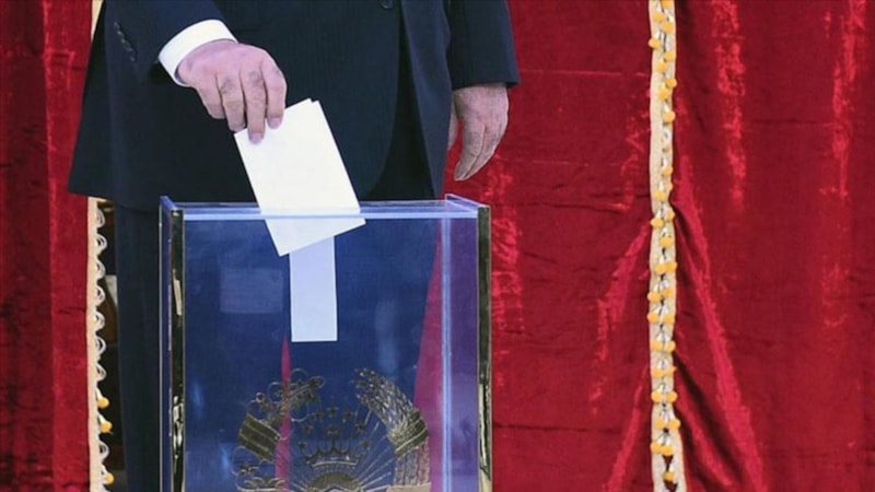 Tacikistan'da genel seçim için 220 aday 63 sandalye için yarışıyor