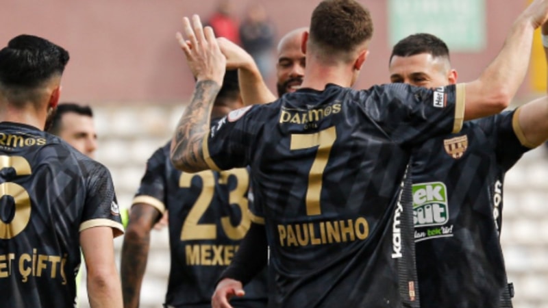 Bandırmaspor, Ümraniyespor'u iki golle geçti