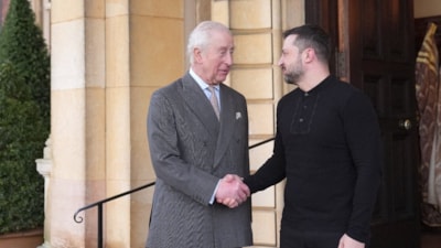 Ukrayna Devlet Başkanı Zelensky, İngiltere Kralı Charles ile görüştü