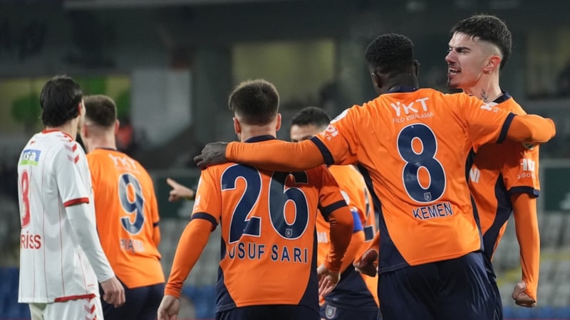 Başakşehir evinde Sivasspor'u tek golle geçti