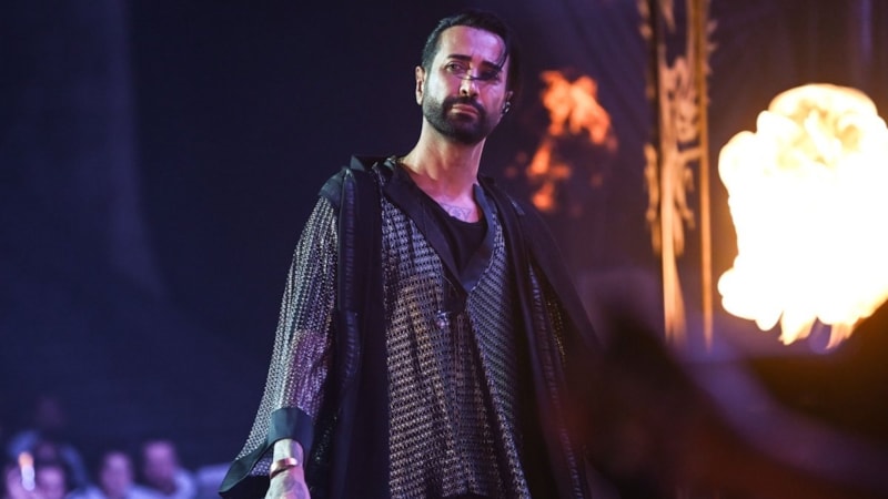 Kıyafetleri eleştiriliyordu! Tan Taşçı tarzı hakkında konuştu