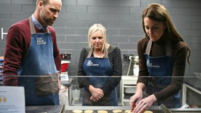 Kate Middleton ve Prens William mutfakta hamur açtı