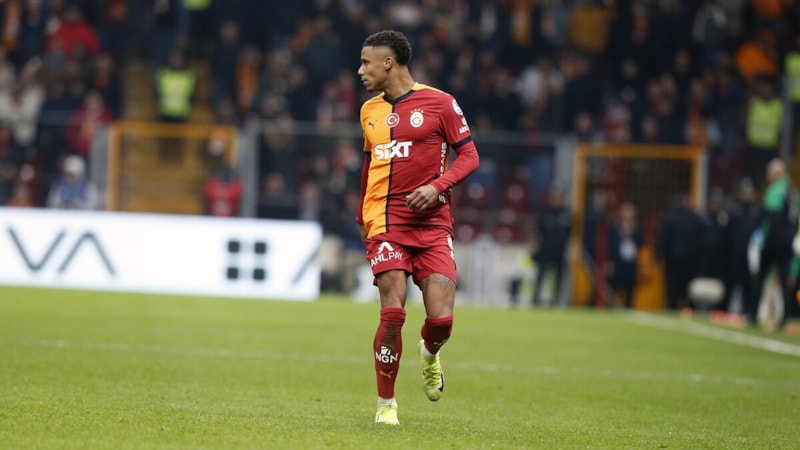 Ismail Jakobs'tan sakatlık açıklaması