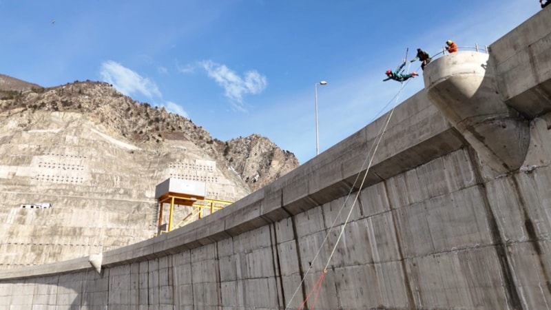 Türkiye'nin en yüksek 2. barajı, adrenalin merkezi olma yolunda