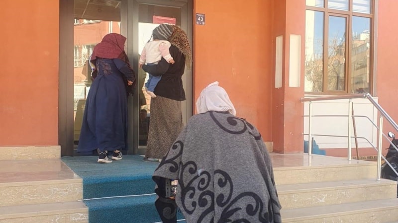 Elazığ'da dilenci 1 saatte 750 TL topladı