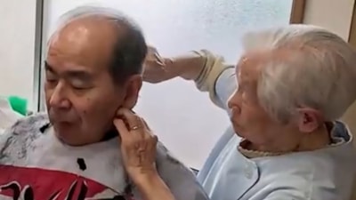 108 yaşındaki Japon kadın berber Guinness'e girdi