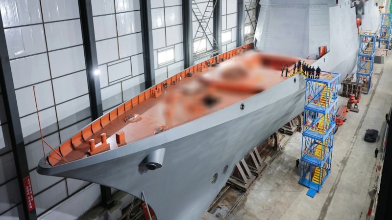 Kuzey Kore ürettiği yeni nükleer denizaltının ilk fotoğraflarını yayınladı