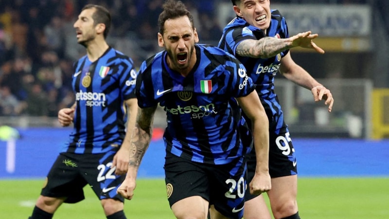 Hakan Çalhanoğlu'nun gol attığı maçta Inter 3 puanı kaptı