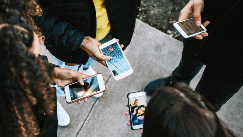 İngilizler araştırdı: Sosyal medyada gezinmek vücudumuzu nasıl etkiliyor