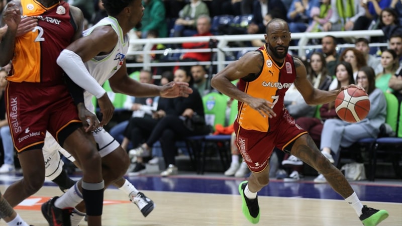 Will Cummings, futboldaki ortamı salonda da istiyor