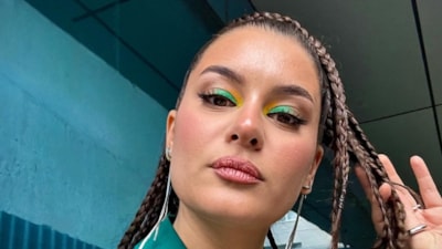 3 kız annesi şarkıcı Atiye evini anlattı: 