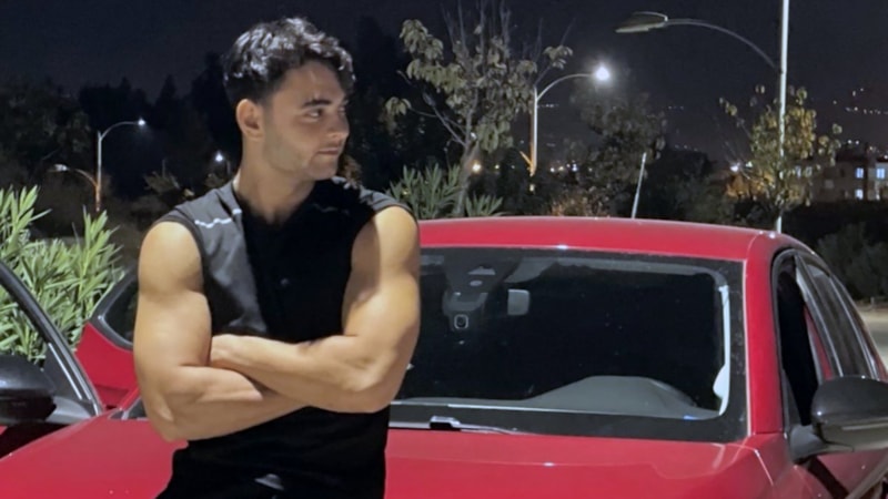 Adana'da yaya geçidinde motosiklet kazası