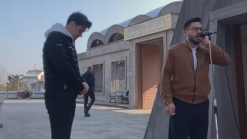 Üsküdar'da Ezan Düeti: Şampiyon Müezzinler Mest Etti...