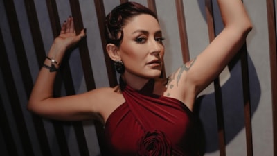 Melek Mosso'dan kötü haber! Bali'de hastanelik oldu