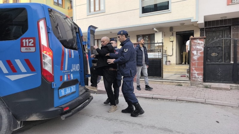 Bursa'da 3 kişiyi bıçak ve çekiçle yaralayan zanlı hakkında karar