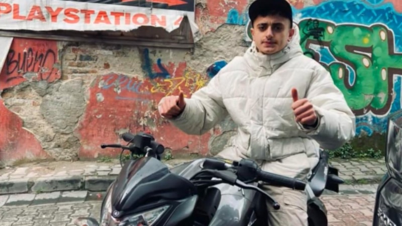İstanbul'da kamyonun ezdiği 17 yaşındaki motosikletli öldü