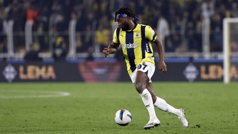 Rangers maçı kadrosuna alınmayan Saint-Maximin'den paylaşım geldi