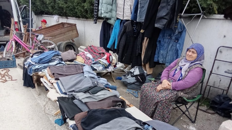 Sakarya'da ikinci el eşya satarken dolandırıldı