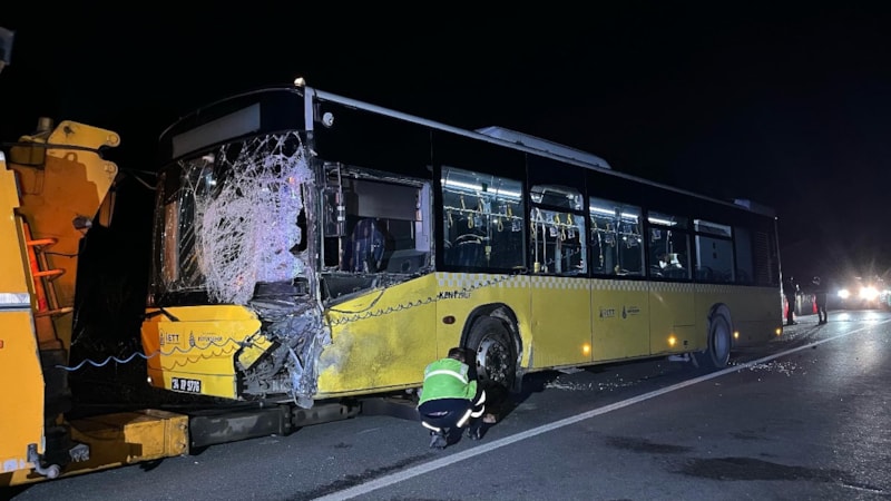 Sarıyer'de İETT otobüsü ile hafif ticari araç çarpıştı: 1 ölü, 1 yaralı
