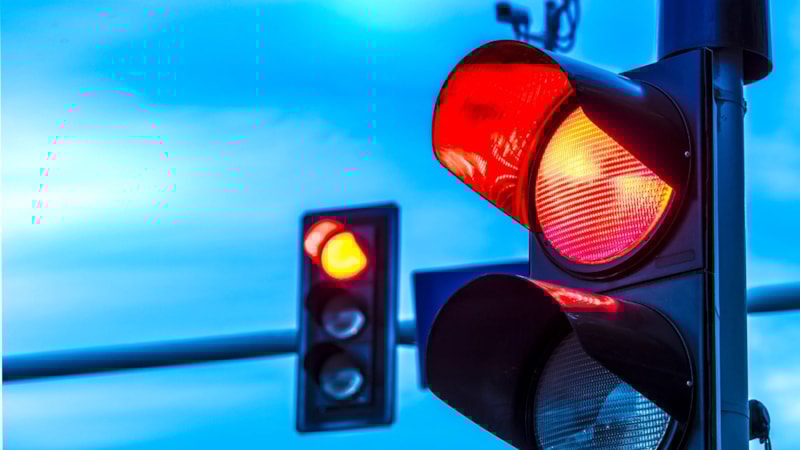 Sürücüler dikkat: Kırmızı ışık ihlali yapan yandı! 6 defa yapan veda ediyor