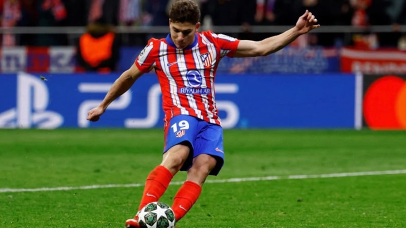 UEFA'dan Julian Alvarez'in penaltısı için açıklama geldi