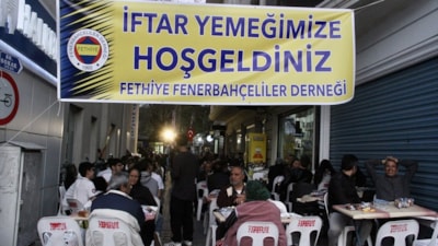 Fenerbahçeli taraftarlardan, Rangers galibiyeti için dua