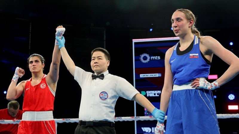 4 milli boksör madalyayı garantiledi