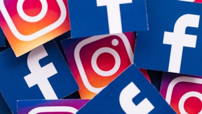 Facebook ve Instagram'da yeni dönem: Topluluk notları geliyor