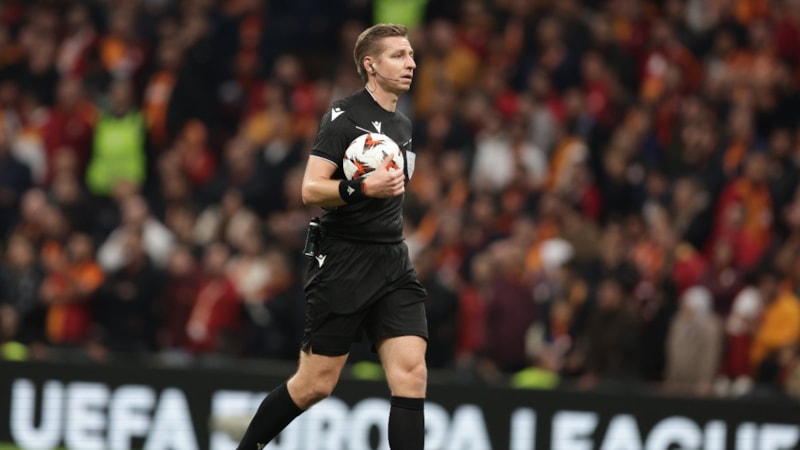 Galatasaray - Antalyaspor maçının VAR'ı Lawrence Visser oldu