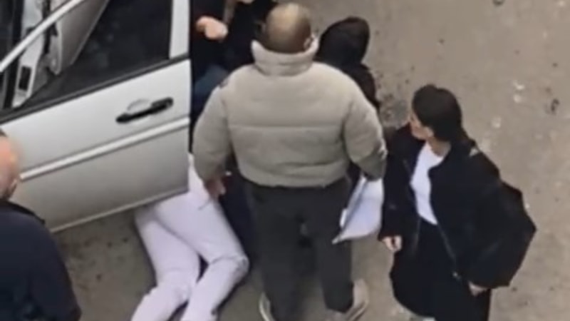 Zonguldak'ta sürücü seyir halindeyken kalp krizi geçirdi