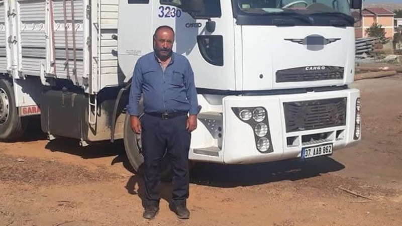 Kastamonu'da devrilen traktörün altında kalan şahıs hayatını kaybetti