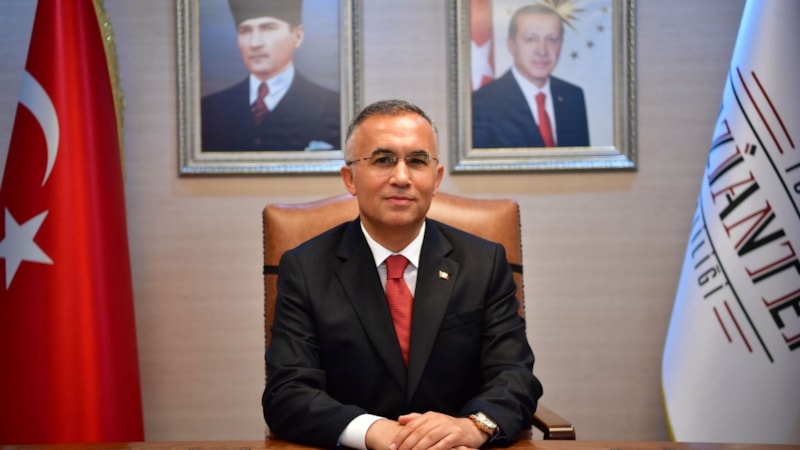 Kemal Çeber'den 18 Mart mesajı: Çanakkale şehitlerimizi minnet ve şükranla anıyorum