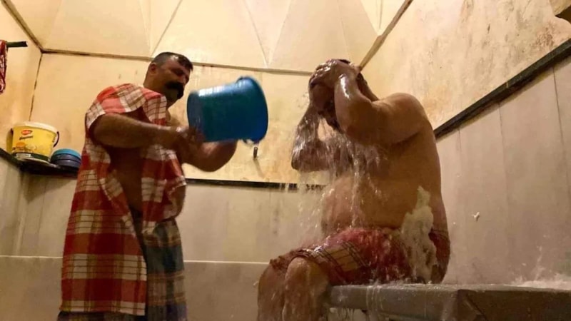 100 yıllık geleneği yaşatıyor; Aylık 50 bin lira kazanıyor...