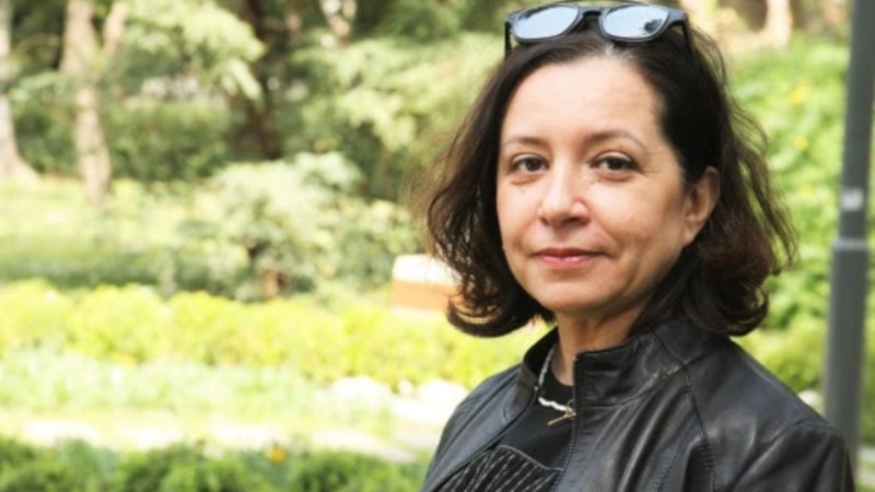 Asuman Susam'ın kadının çağdaş ve varoluşsal arayışlarıyla işlenen dizeleri: Kalbi Hızlandıran Şeyler