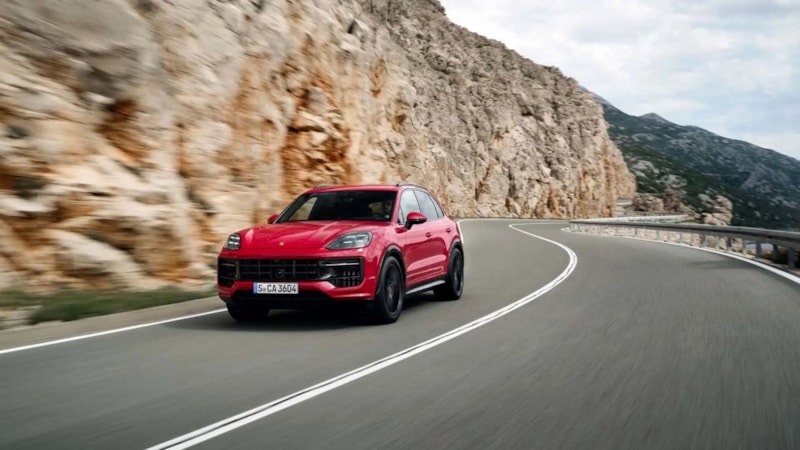Elektrikli Porsche Cayenne 2025'te satışa çıkacak